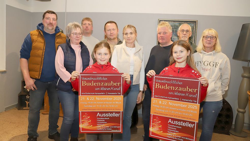 Das Organisationsteam des vorweihnachtlichen Budenzaubers in Kamperfehn hat einiges auf die Beine gestellt. Foto: Hans Passmann