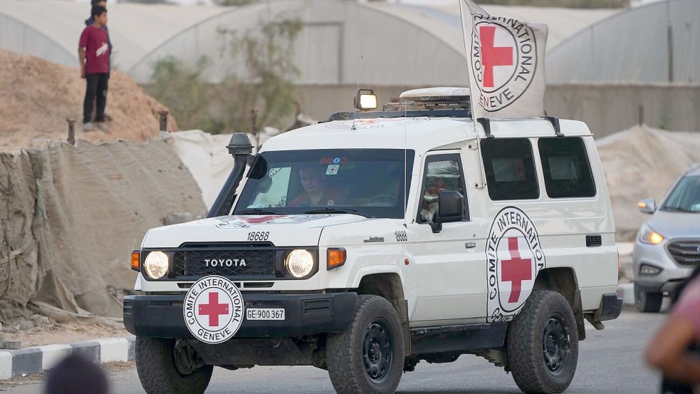 Israel hat die von Hamas übergebenen Geisel-Leichen identifiziert. Foto: Abdel Kareem Hana/AP/dpa