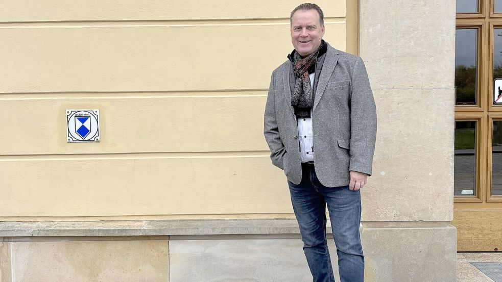 Marko Henkel ist neuer Bürgermeister von Eisenhüttenstadt, Brandenburg: In der Stichwahl konnte er den Kandidaten der AfD schlagen. Foto: Leon Grupe