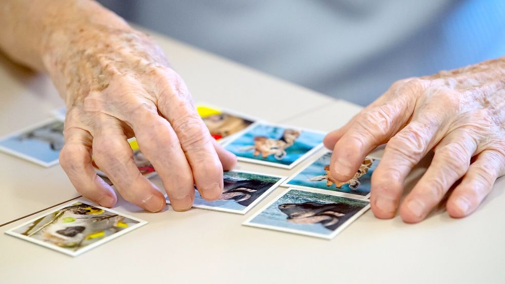 Laut Hersteller könne Donanemab den Abbau kognitiver und alltagsrelevanter Funktionen klinisch relevant verlangsamen. (Symbolbild) Foto: Sven Hoppe