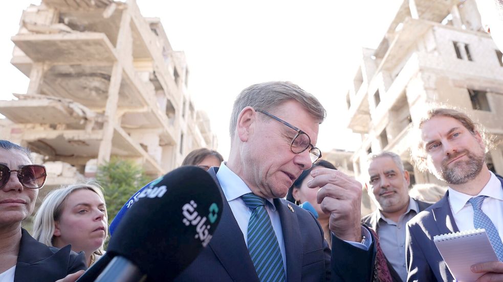 Außenminister Johann Wadephul (CDU) sorgte in Damaskus mit Äußerungen über die freiwillige Rückkehr von Syrern für Irritationen in den Reihen der Union. (Archivbild) Foto: Marcus Brandt/dpa