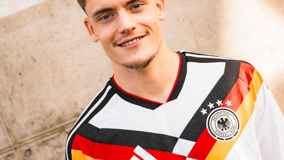 Spielmacher im neuen Trikot: Florian Wirtz. Foto: -/Adidas/dpa