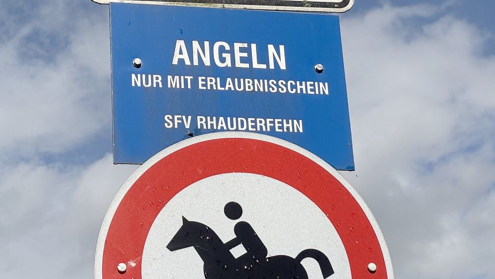 Hinweisschild am Hahnentanger See. Foto: Madita Janßen