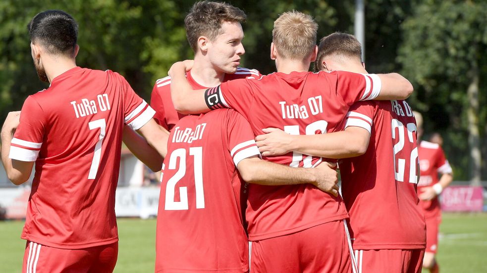 Viel zu feiern haben die TuRa-Fußballer in diesen Wochen. Foto: Hans Damm