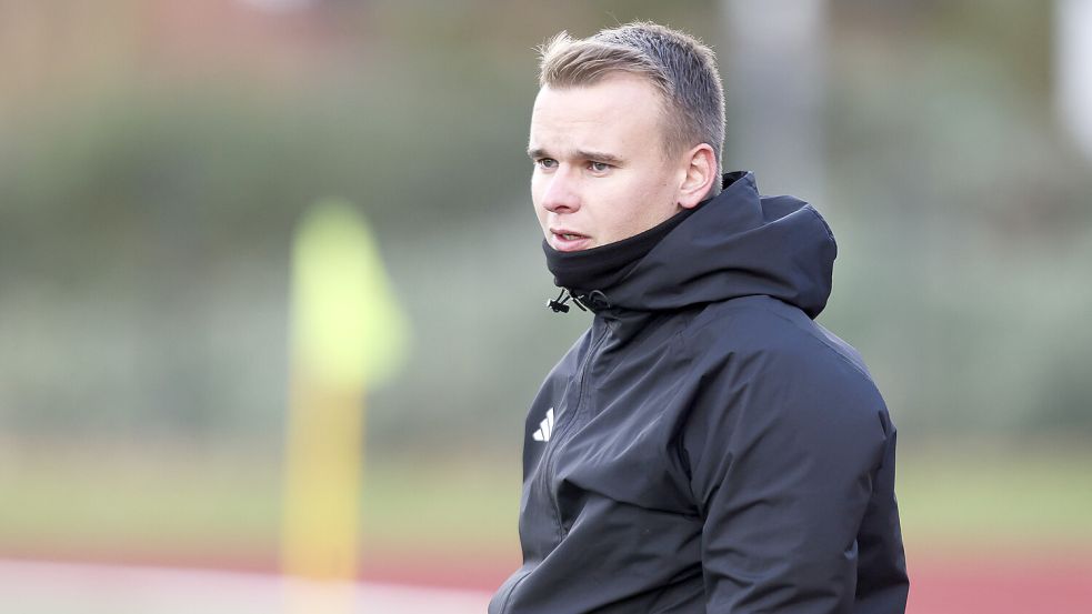 Pewsums Jonas Petersen sah den zwölften Sieg seiner Mannschaft. Foto: Jens Doden/ Emden
