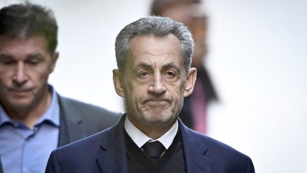Die Chancen stehen nicht schlecht, dass Sarkozy das Gefängnis vorerst wieder verlassen kann (Archivbild). Foto: Julien De Rosa/AFP/dpa