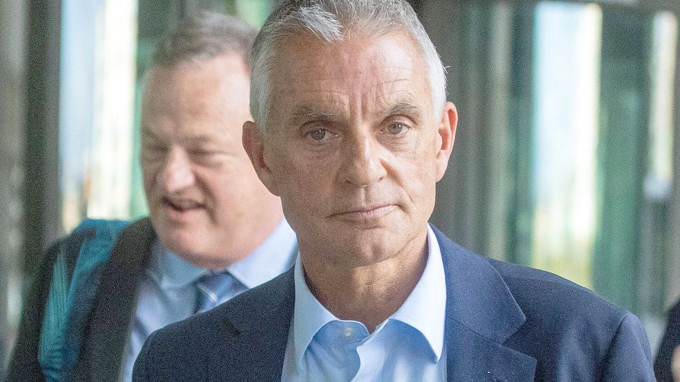 BBC-Chef Tim Davie ist nach großer Kritik zurücktreten. Foto: IMAGO/ZUMA Press Wire/Tayfun Salci