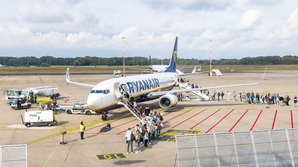 „Die Flughafenentgelte sind in Münster/Osnabrück etwas günstiger als an großen Airports, was den Standort attraktiv macht“, erklärt Ryanair-Sprecher Marcel Meyer, warum der FMO für die Airline weiterhin attraktiv ist. Foto: André Havergo