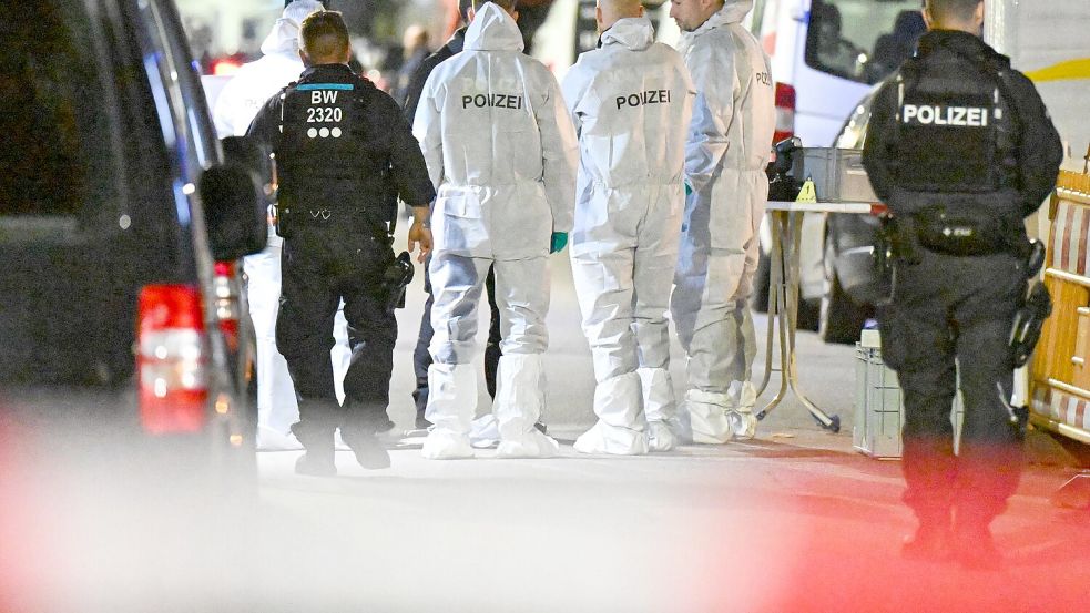 Ein junger Mann muss wegen Mordes mehrere Jahre in Haft. (Foto-Archiv) Foto: Marius Bulling/dpa