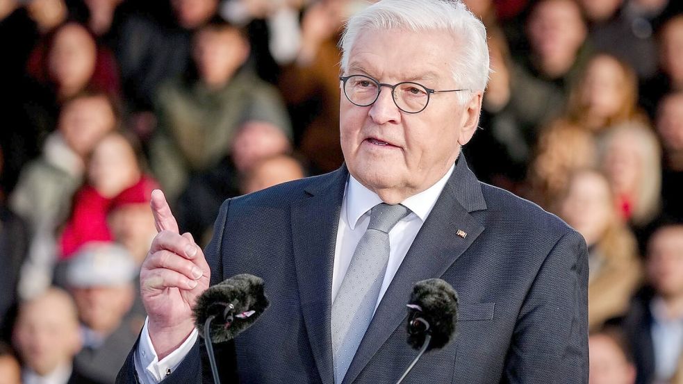Der Bundespräsident würdigte die Bundeswehr, die tief verankert im freiheitlichen Gemeinwesen und „Armee unserer Demokratie“ sei. Foto: Kay Nietfeld/dpa
