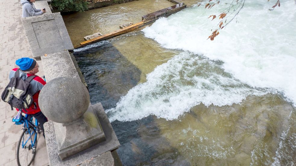 Wann der Surfspot wieder funktionsfähig ist, ist unklar. (Archivbild) Foto: Peter Kneffel/dpa