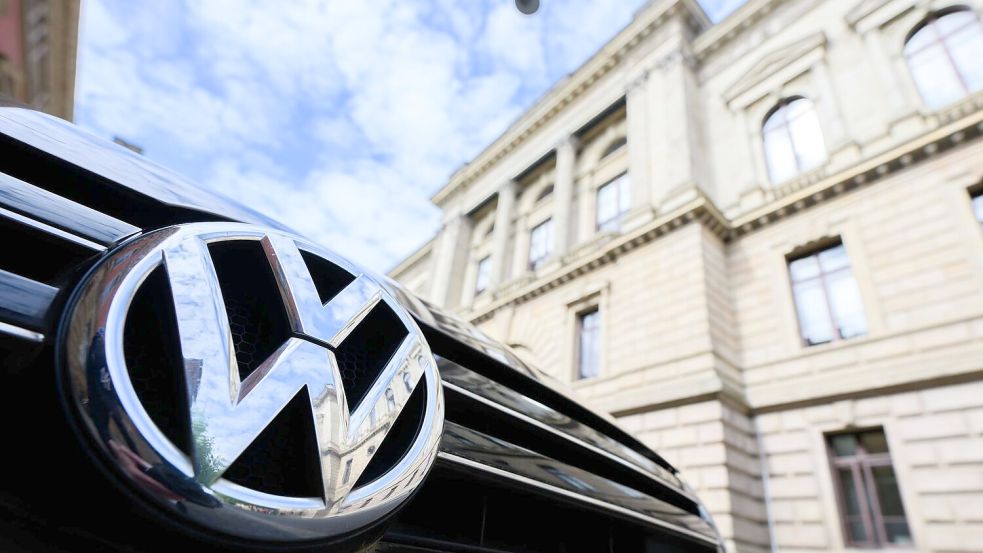 Am Landgericht Braunschweig beginnt ein zweiter Betrugsprozess zur Aufklärung des Dieselskandals bei VW. (Archivbild) Foto: Julian Stratenschulte