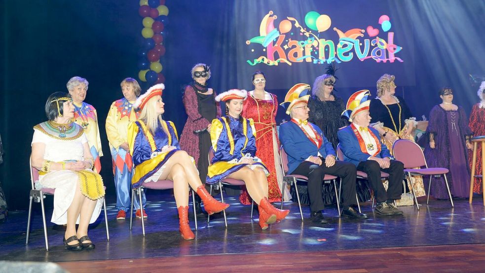 Am Sonnabend stürmen in Papenburg die Narren das Rathaus. Hier ein Bild von der Session 2023 / 24 des Papenburger Carnevals-Vereins, PCV. Foto: PCV