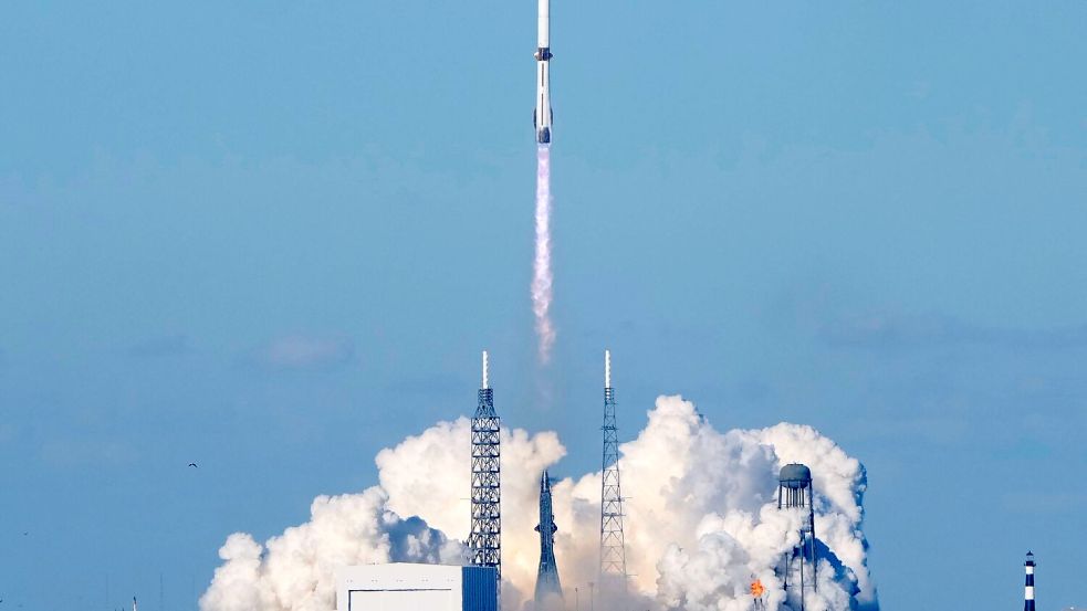 Zweimal musste der Start zuvor verschoben werden. Foto: John Raoux/AP/dpa