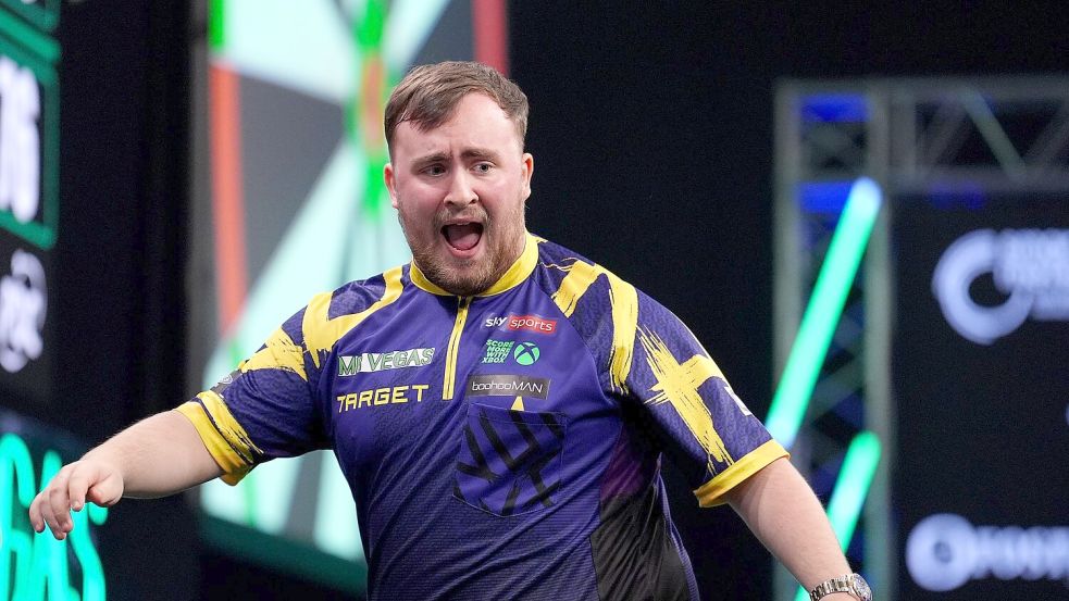 Führt die Darts-Weltrangliste erstmals an: Luke Littler. Foto: Martin Rickett