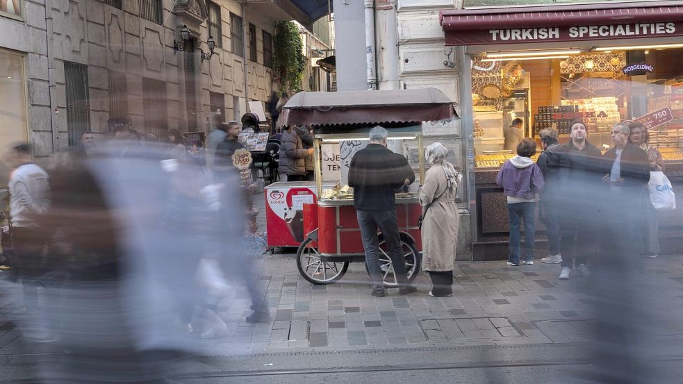 Nach den Todesfällen in Istanbul werden heute toxikologische Gutachten erwartet. Foto: Ahmed Deeb/dpa