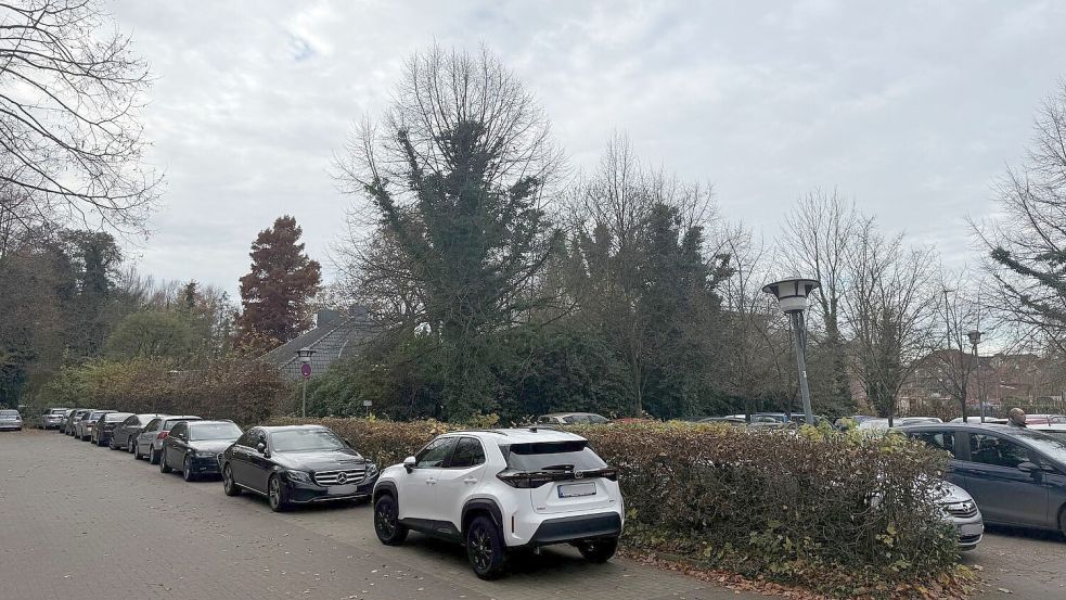 Der Parkplatz an der Volkshochschule Papenburg wird von den Maßnahmen betroffen sein. Foto: Stadt Papenburg