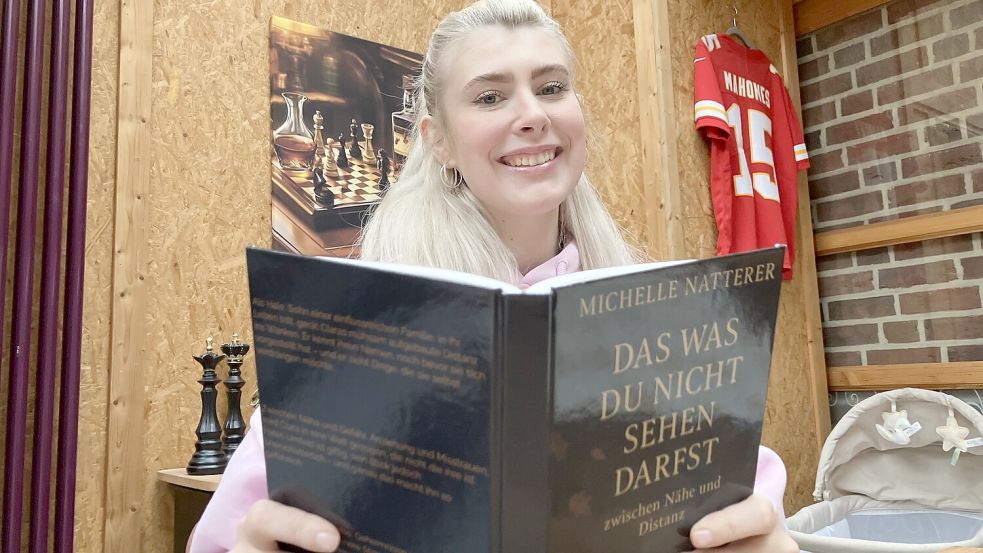Michelle Natterer aus Esterwegen hat bereits zwei Bücher veröffentlicht. Foto: Michael Kierstein