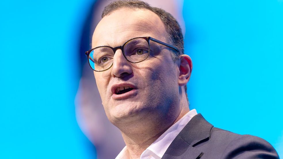 Unionsfraktionschef Jens Spahn wird vorgehalten, bisherige Krisen nicht ausreichend gemanagt zu haben. (Archivbild) Foto: Philipp von Ditfurth/dpa