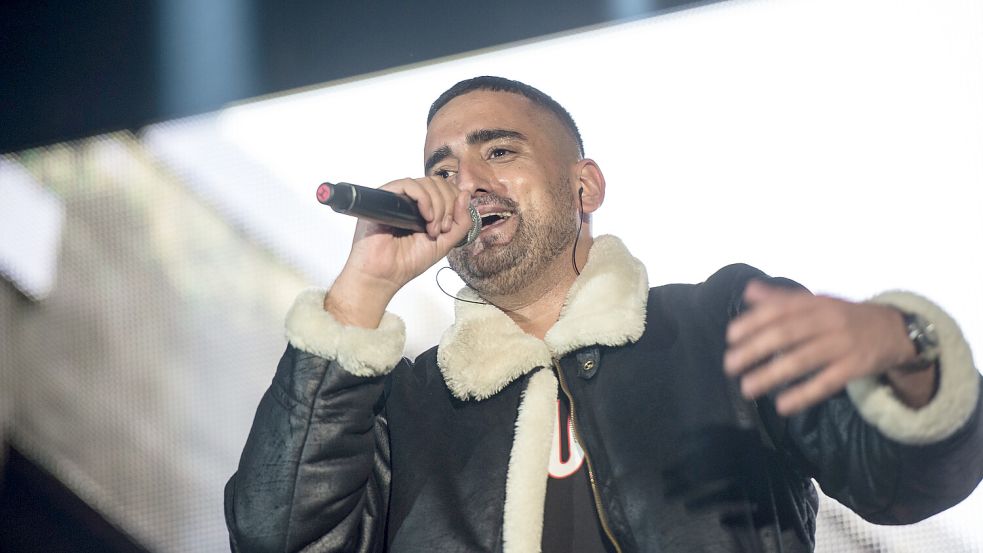 Rapper Haftbefehl ist momentan wieder in aller Munde - vor allem wegen seines exzessiven Drogenkonsums, der in einer neuen Doku über ih thematisiert wird. Foto: Imago/Funke Foto Services