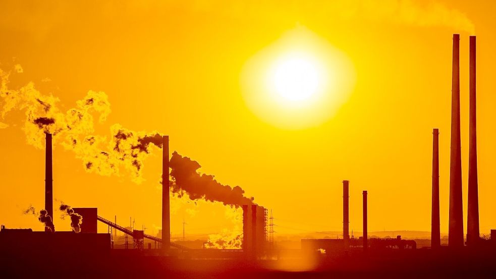 Die Industrie steckt in der Krise - auch im Maschinenbau und der Chemie entfallen Jobs. (Archivbild) Foto: Marcel Kusch