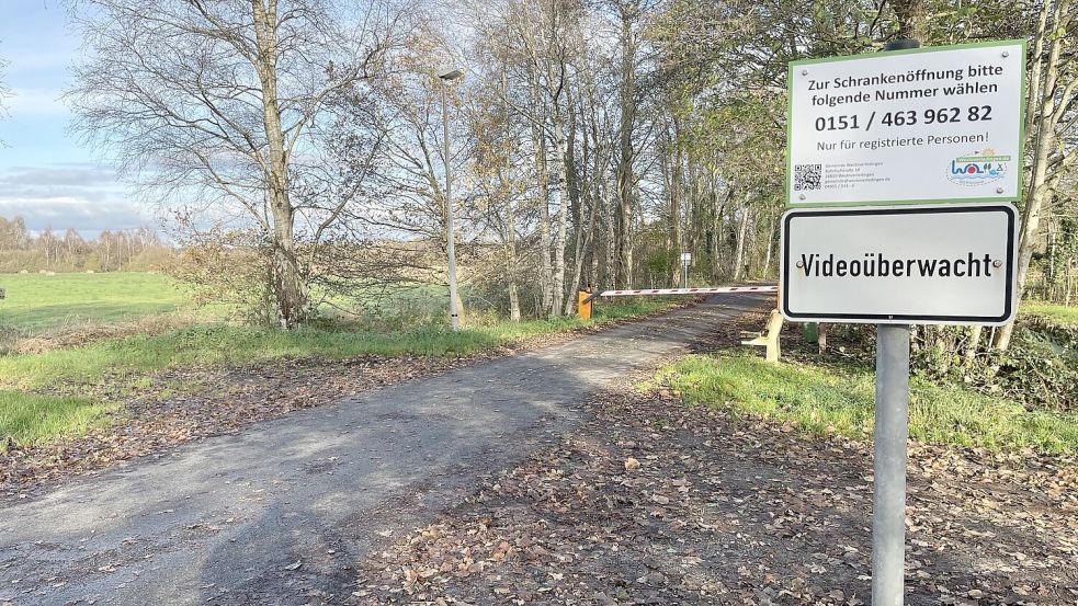 Die Schranke am Lüdeweg kann nur noch durch Anrufe von registrierten Nutzern geöffnet werden. Foto: Gemeinde Westoverledingen