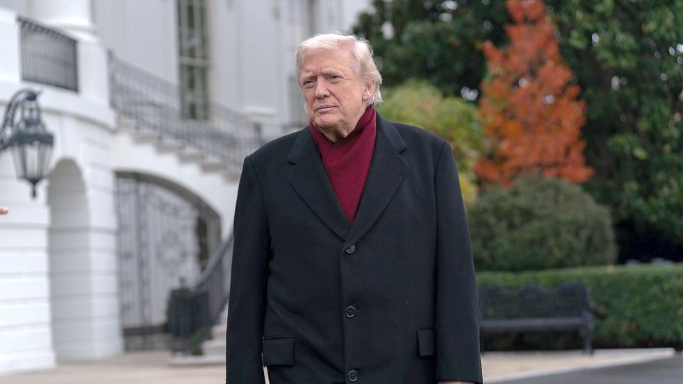 Nach Todesdrohungen gegen demokratische Kongressmitglieder rudert US-Präsident Donald Trump zurück. Foto: Jose Luis Magana/AP/dpa