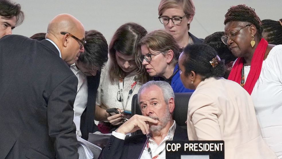 Nachdenklich beim Abschlussplenum: der brasilianische COP-Präsident. Foto: Andre Penner/AP/dpa
