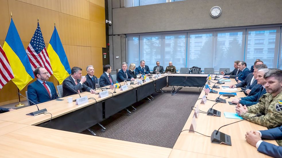 Die Ukraine und die USA haben sich bei Verhandlungen in Genf auf eine überarbeitete Fassung des Friedensplans geeinigt. Foto: Martial Trezzini