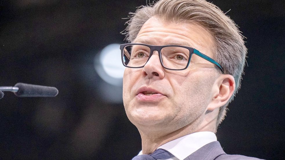 Daniel Caspary ist seit mehr als 20 Jahren Europaabgeordneter und derzeit noch Co-Vorsitzender der CDU/CSU-Gruppe im Parlament. (Archivbild) Foto: Michael Kappeler/dpa