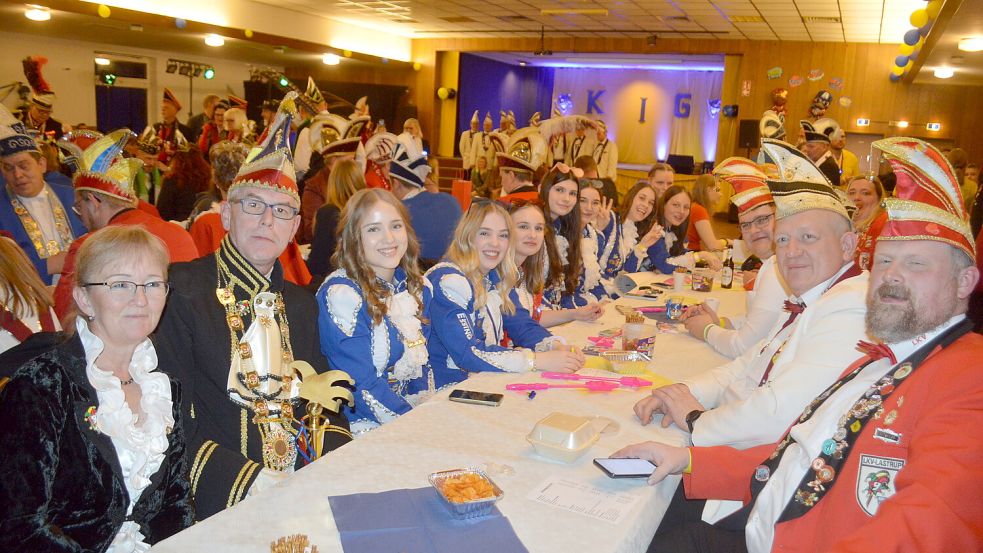 Gute Stimmung gab es auch 2024 beim Karneval in Idafehn. Archivfoto: Holger Weers.