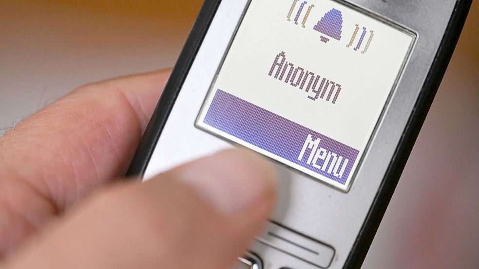 Der Mann wurde am Telefon unter Druck gesetzt. Symbolfoto: Bernd Weißbrod/dpa