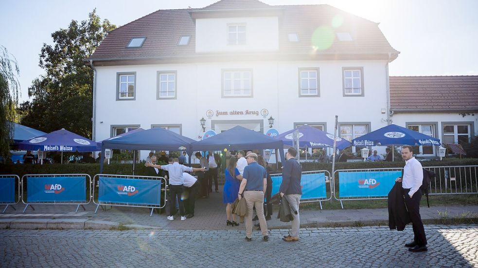 Die AfD-Wahlparty nach der Landtagswahl in Brandenburg im September 2024 sorgte für Schlagzeilen. (Archivbild) Foto: Christoph Soeder/dpa
