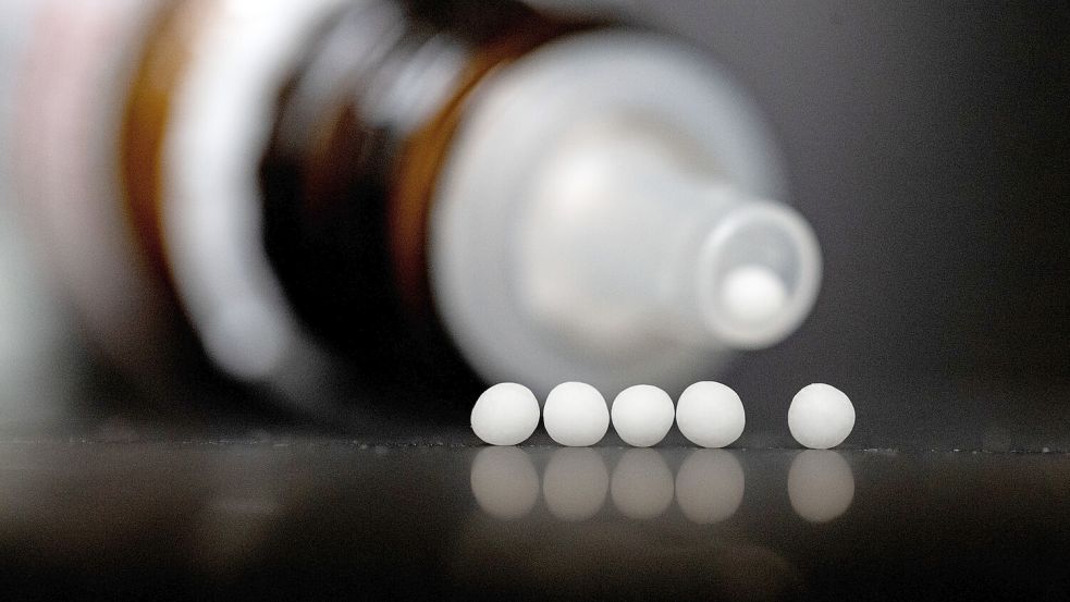 Viele homöopathische Medikamente werden aktuell noch von den Kranenkassen finanziert. Foto: dpa/ Marijan Murat