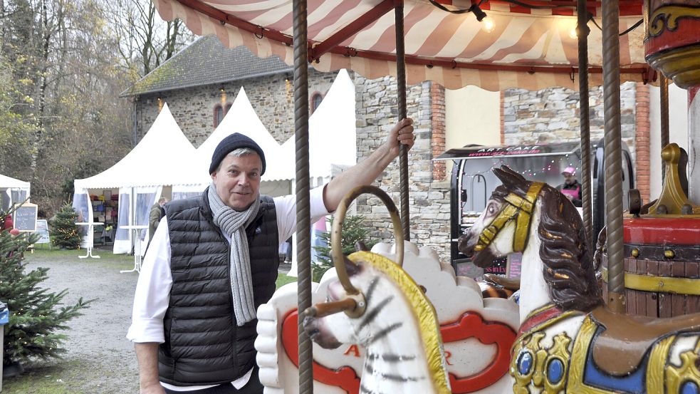 Ein Herzensprojekt: Helge Weber veranstaltet den Weihnachtsmarkt am Piesberg in diesem Jahr zum vierten Mal . Foto: Heike Fritsch