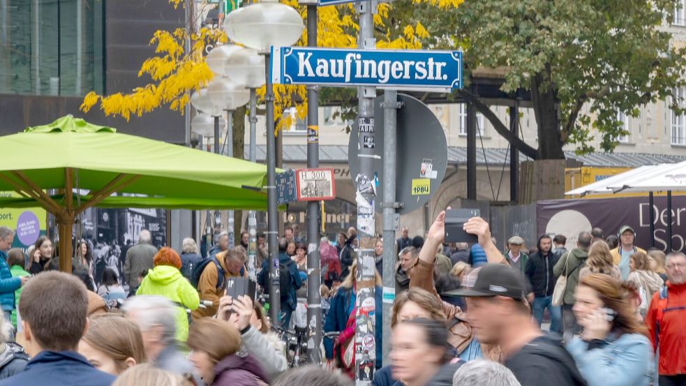 Der private Konsum - üblicherweise eine Stütze der Konjunktur - hat zuletzt geschwächelt. (Archivbild) Foto: Peter Kneffel/dpa