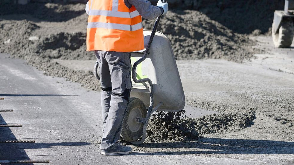 Staatliche Milliarden für Straßen, Schienen und Verteidigung sollen 2026 die Wirtschaft ankurbeln. (Symbolbild) Foto: Robert Michael