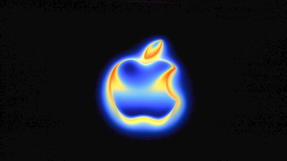 Apple versprach eine mit KI verbesserte Siri-Version, die auf sich warten lässt. Foto: Andrej Sokolow