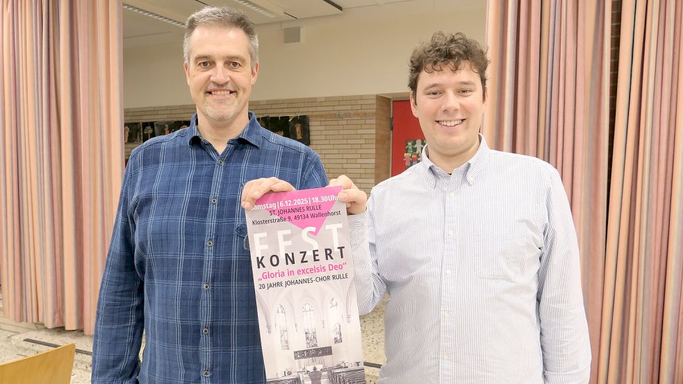 Sie freuen sich auf den großen Auftritt: Chorleiter Martin Tigges (links) und Chormitglied Lars Otte. Foto: Christoph Beyer