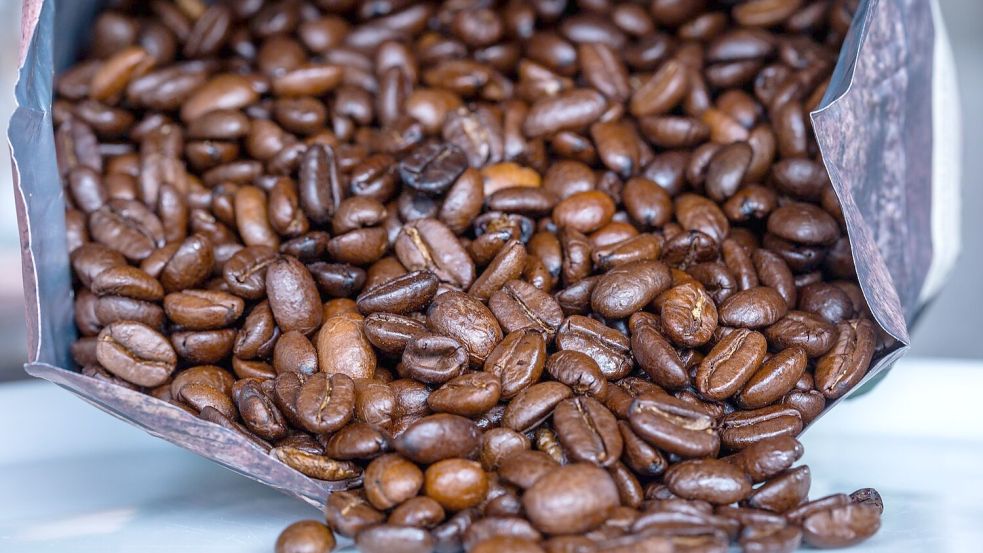 Für Kaffee müssen Verbraucher deutlich tiefer in die Tasche greifen als noch vor ein paar Jahren. Foto: Jens Büttner