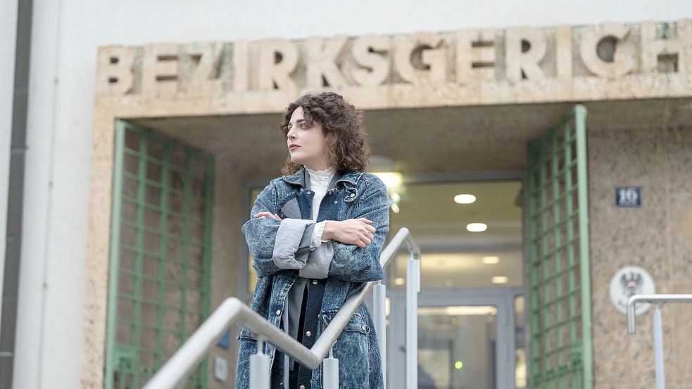 Anna Werner Friedmann hat laut Gericht einem Kollegen auf der Bühne zu fest in den Po gebissen Foto: Jörg Völkerling/-/dpa