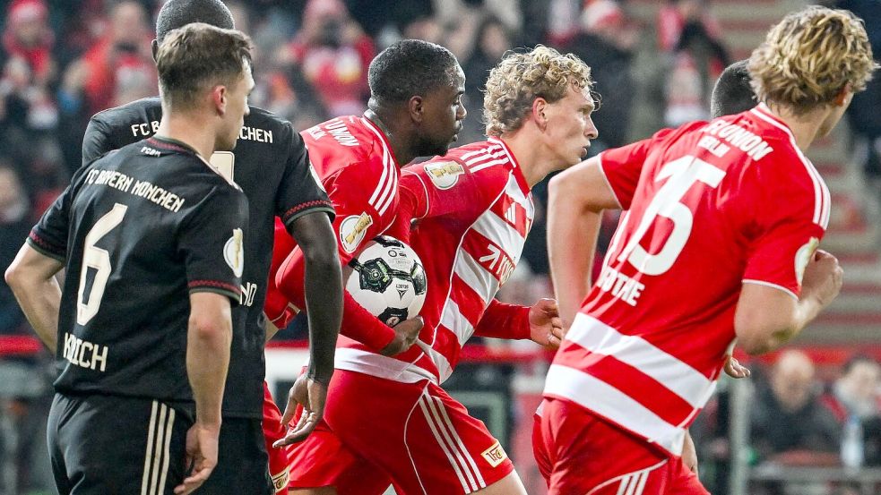 Querfeld (M.) traf für Union doppelt. Foto: Soeren Stache