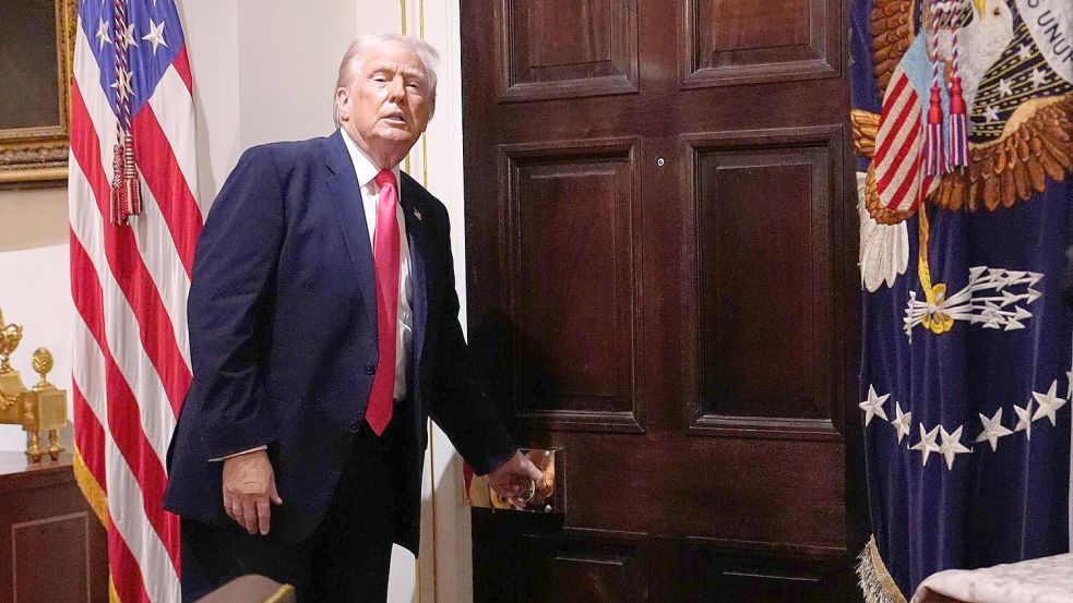 Trump lobte das jüngste Treffen in Moskau. Foto: Julia Demaree Nikhinson/AP/dpa