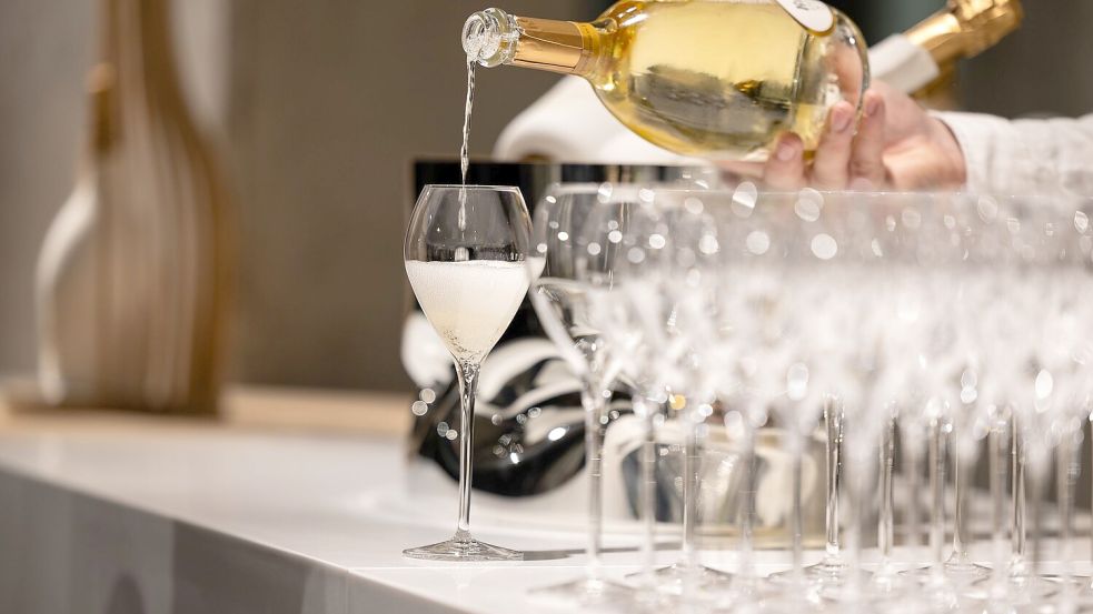 Die Zahl der Superreichen rund um den Globus hat binnen Jahresfrist um 8,8 Prozent zugelegt - ihr Vermögen stieg auf einen Rekordwert. (Symbolbild) Foto: Hannes P Albert