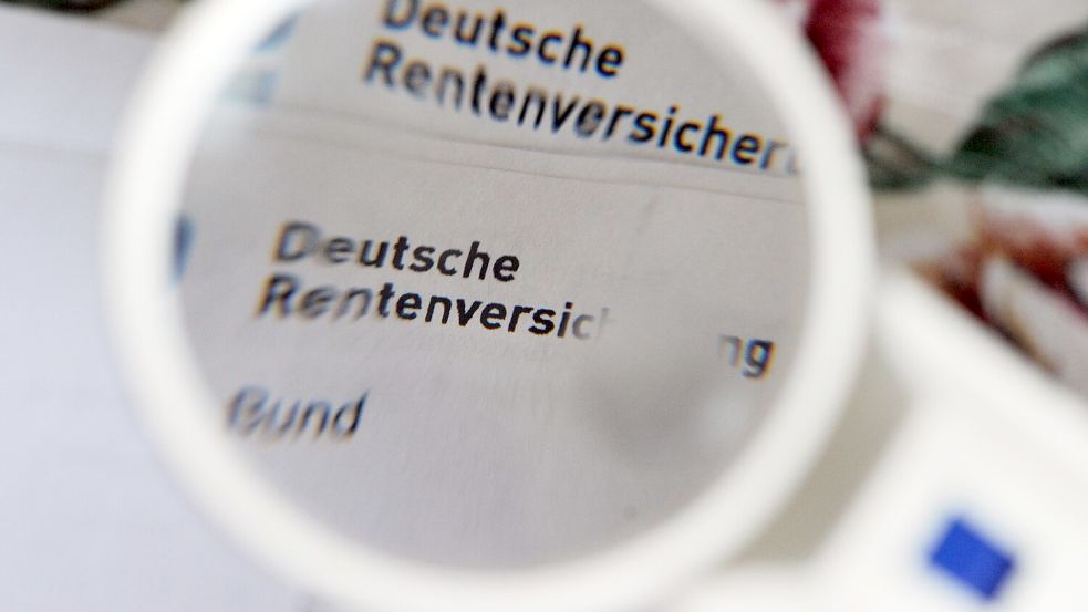 Blickpunkt Rente: Wie viel mehr oder weniger es künftig gibt, entscheidet sich im Bundestag. (Symbolfoto) Foto: Jens Kalaene