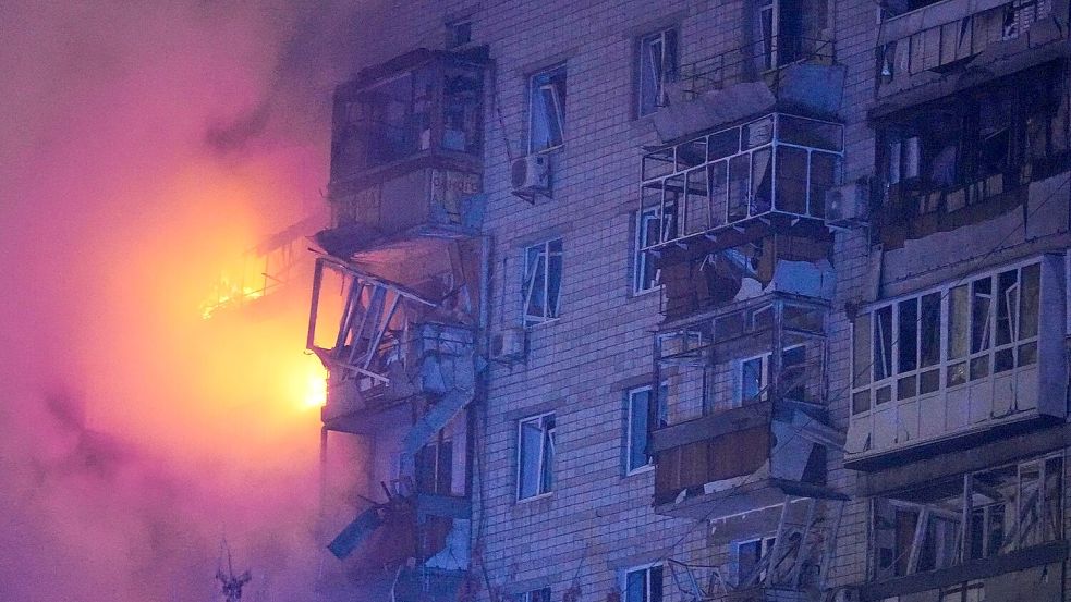Der Ausdruck „Land gegen Frieden“ belegt den dritten Platz bei den „Wörtern des Jahres“ 2025. (Symbolbild) Foto: Efrem Lukatsky/AP/dpa