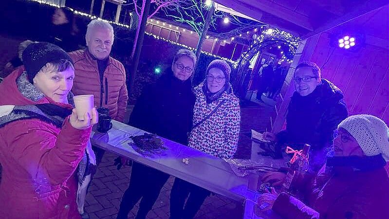 Am Verknobelungsstand bei der Volksbank können Gäste attraktive Preise zugunsten der Aktion „GA-Leser helfen“ gewinnen. Foto: Dirk Hellmers/Archiv