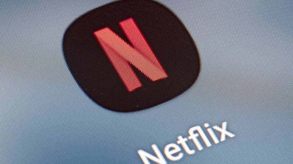 Netflix ist der weltweit größte Streaminganbieter und verfügt bereits über große eigene Produktionskapazitäten für Filme und Serien. Foto: dpa/Fabian Sommer