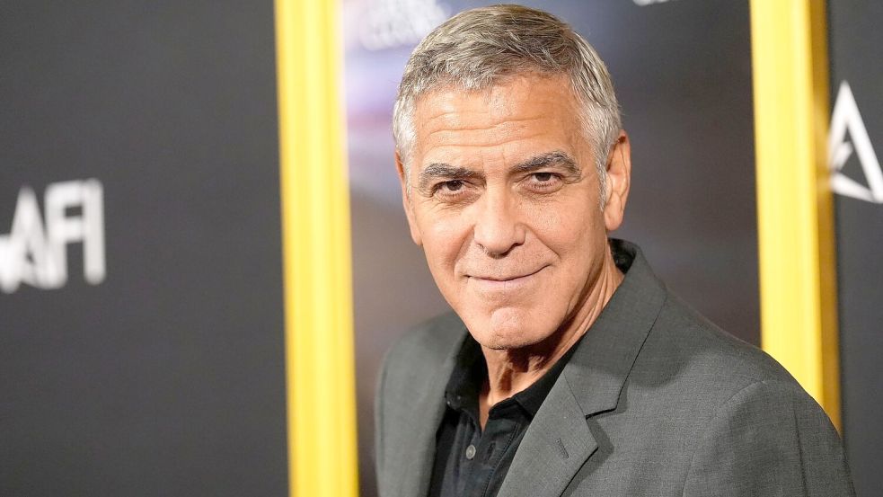George Clooney lebt mit seiner Familie in Frankreich. (Archivbild) Foto: Chris Pizzello/Invision/AP/dpa