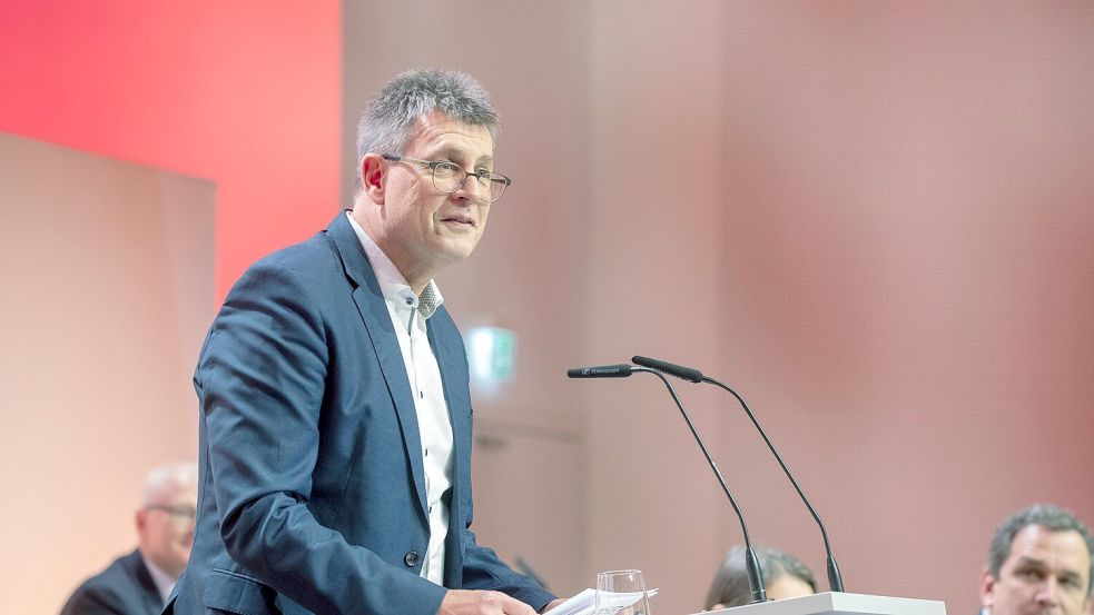 DOSB-Präsident Thomas Weikert ist überzeugt davon, dass eine deutsche Olympia-Bewerbung international gute Erfolgschancen hat. Foto: Helmut Fricke/dpa